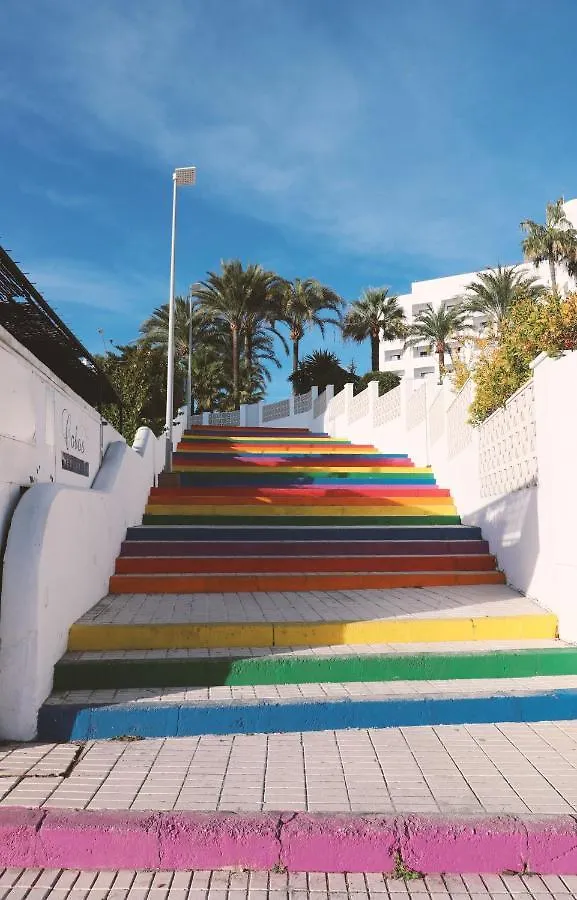 Capistrano Village B, 1 Bedroom + Free Wi-Fi Nerja