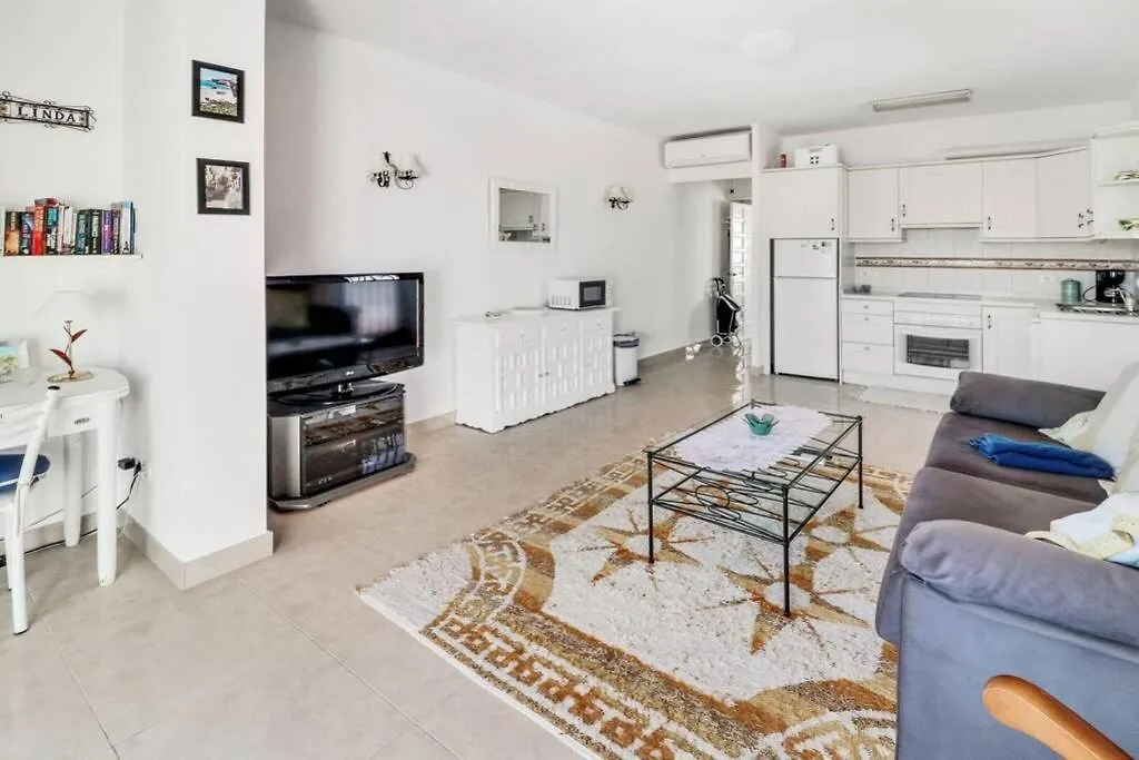 Apartment Capistrano Village B, 1 Bedroom + Free Wi-Fi Nerja